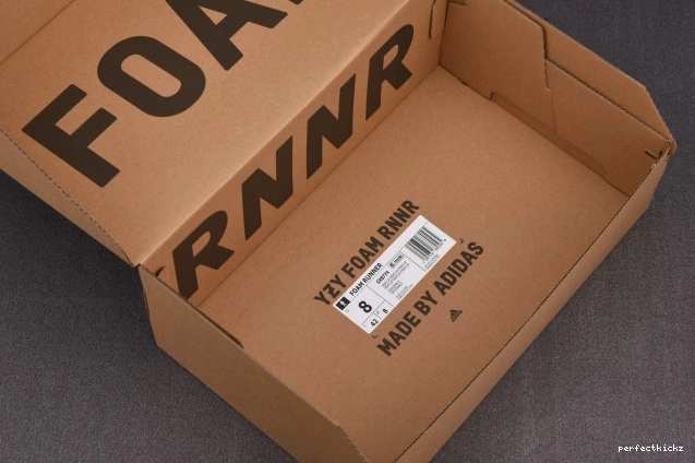 RNNR Yeezy Foam Adidas MX GX8774 Cream Clay 0709